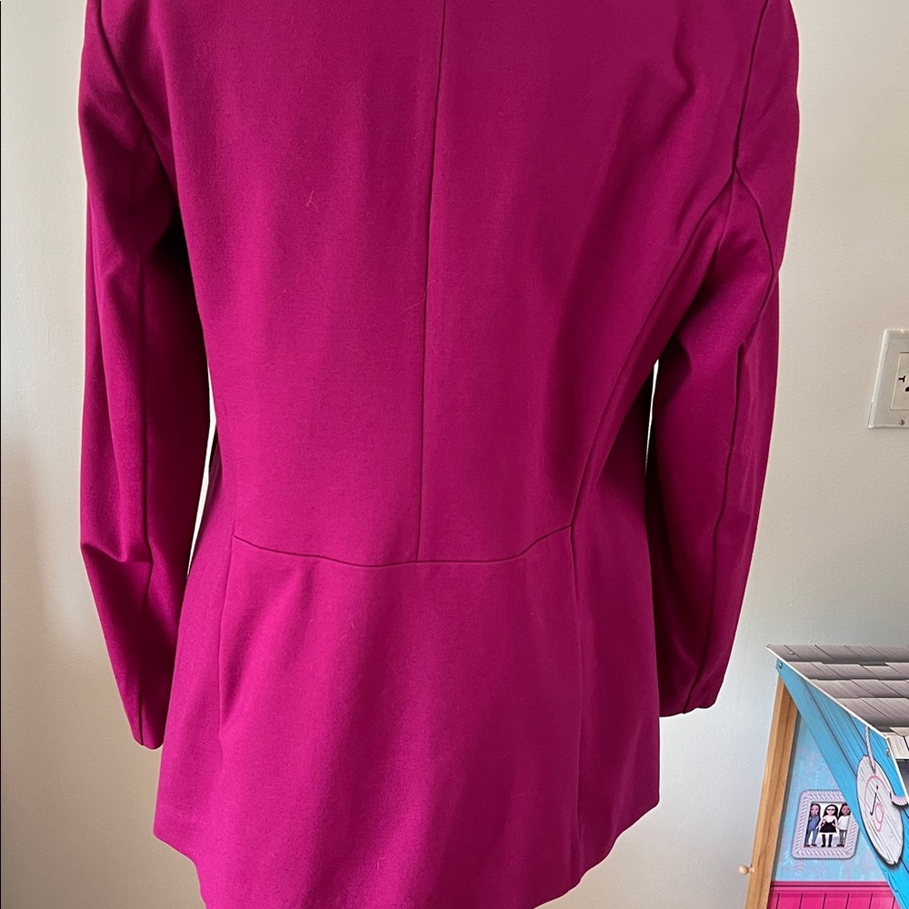 Anne Klein Magenta Blazer with Gold Buttons NWOT - Picture 6 of 7
